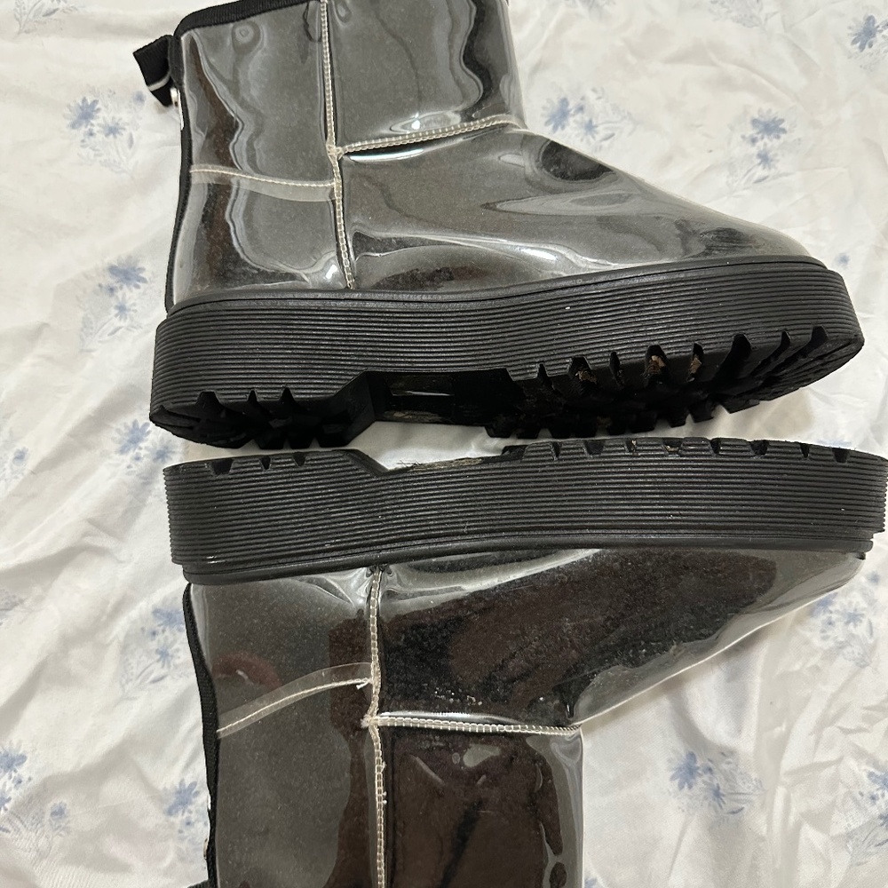 Steve Madden Rain Boots 7 1/2